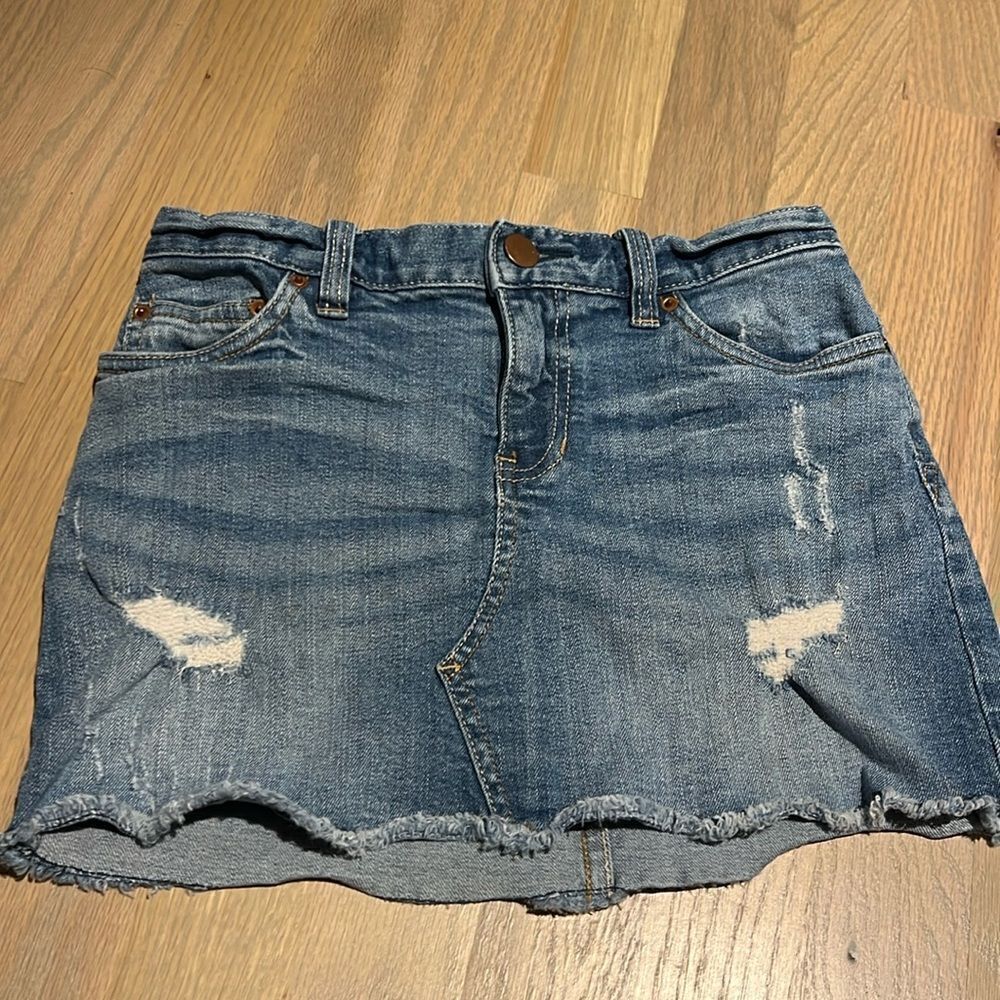 American Eagle 77 Kids Distressed Denim Skirt